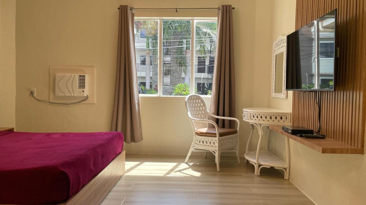 Red Knight Gardens Hotell Davao City Eksteriør bilde