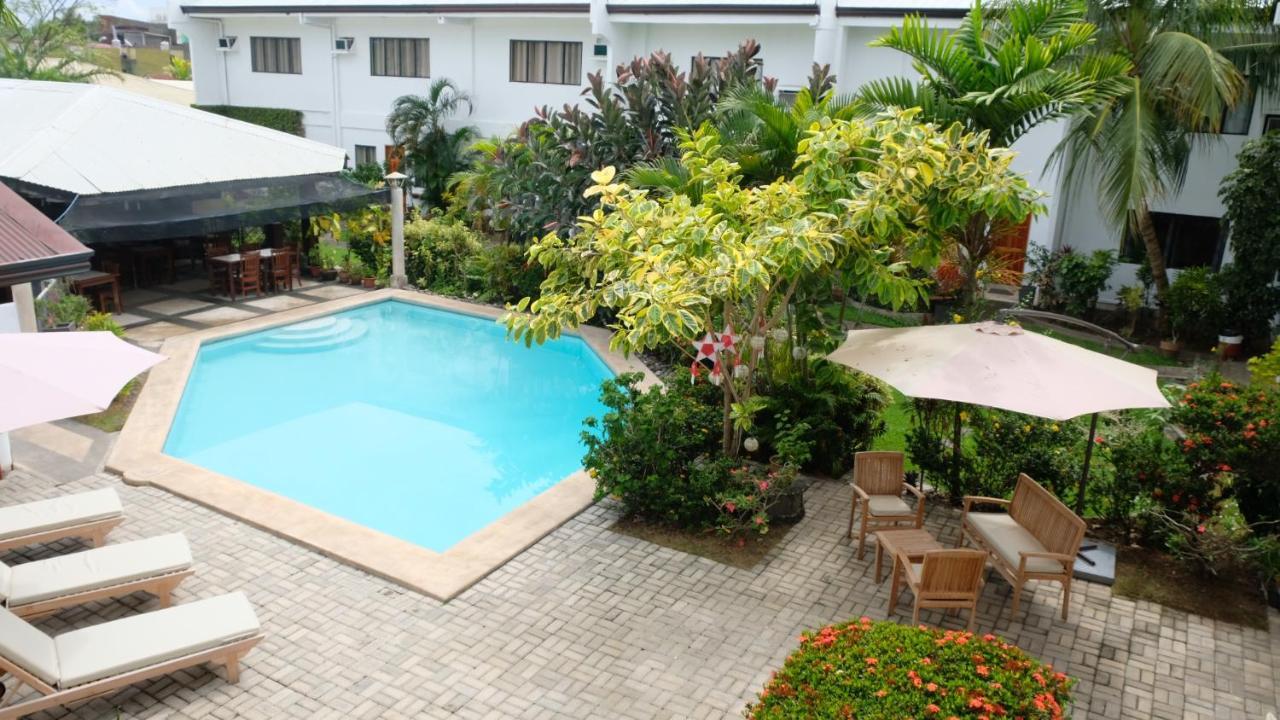 Red Knight Gardens Hotell Davao City Eksteriør bilde