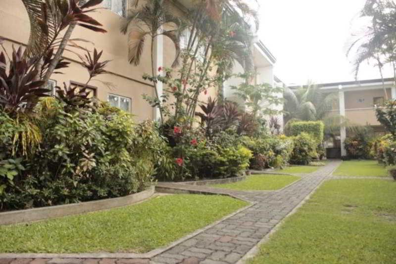 Red Knight Gardens Hotell Davao City Eksteriør bilde