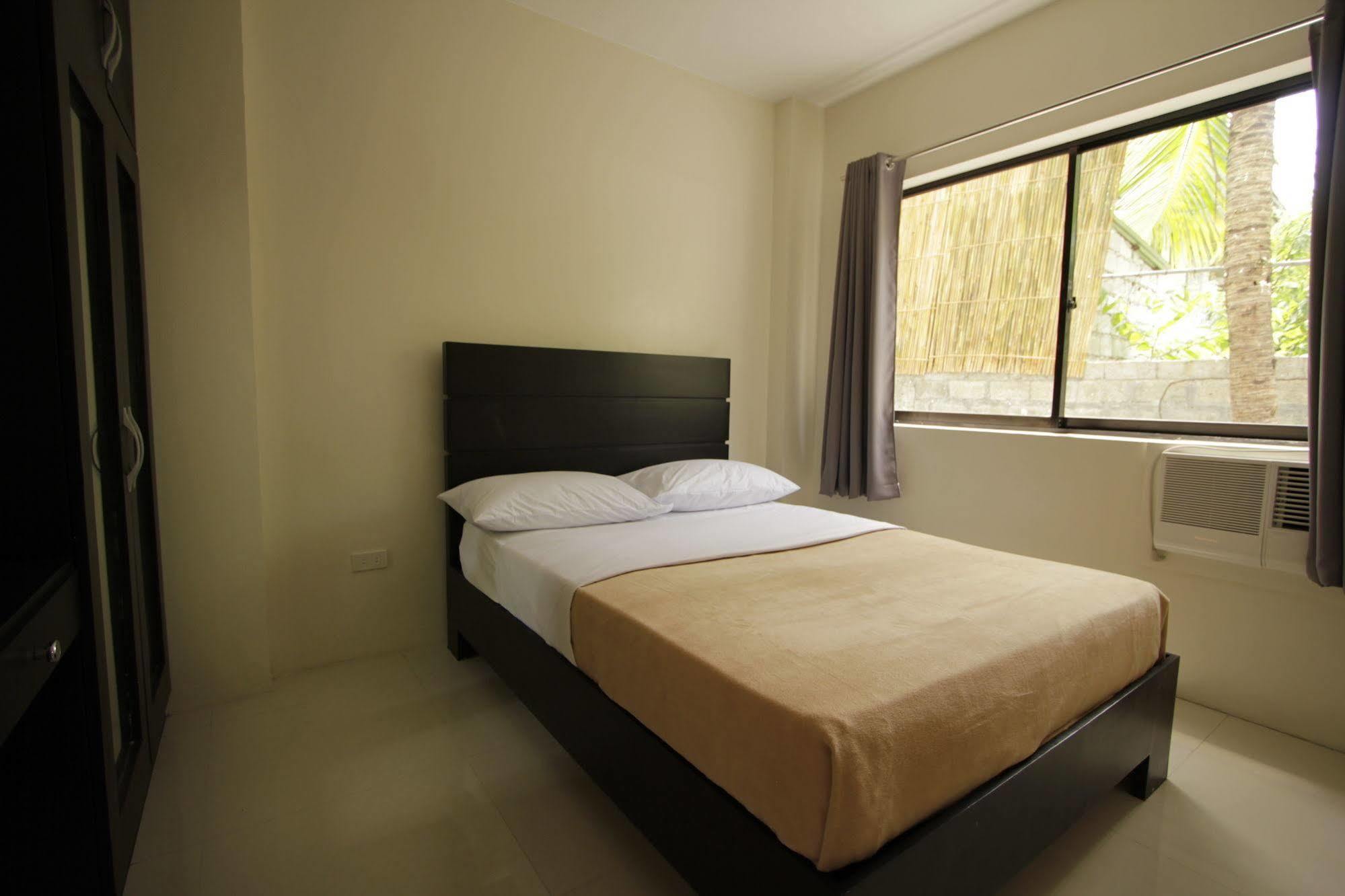 Red Knight Gardens Hotell Davao City Eksteriør bilde